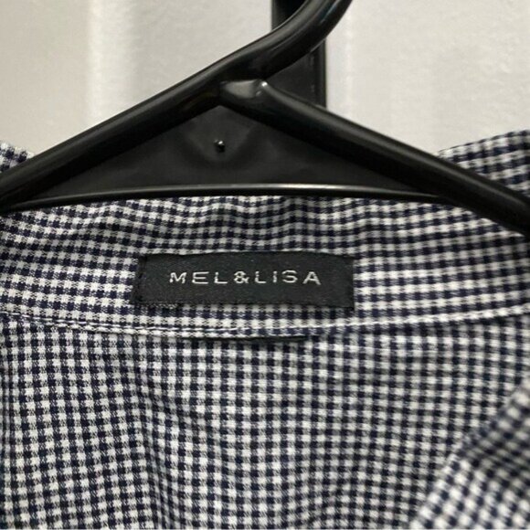 Mel & Lisa Blouse Large Gingham Farmhouse Bell Sleeve Blouse Blue White V Neck - Picture 3 of 6